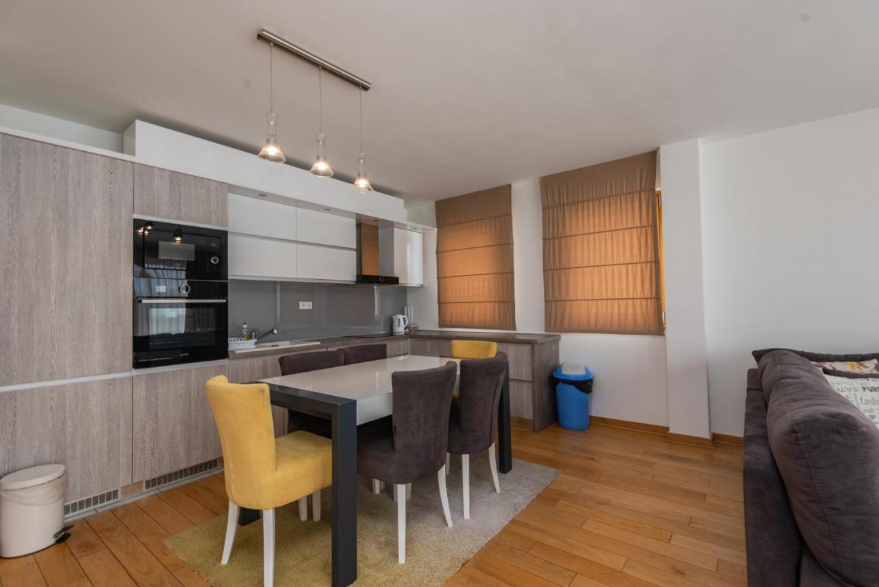 Vip Apartments Сараево Екстериор снимка