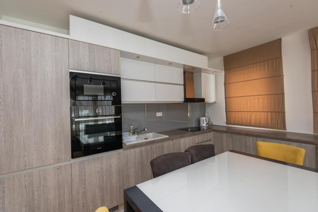 Vip Apartments Сараево Екстериор снимка